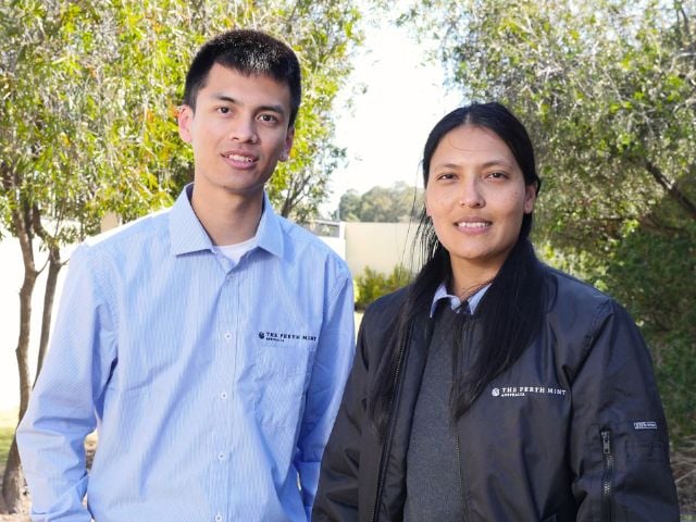 Eddie & Sujata 640x480