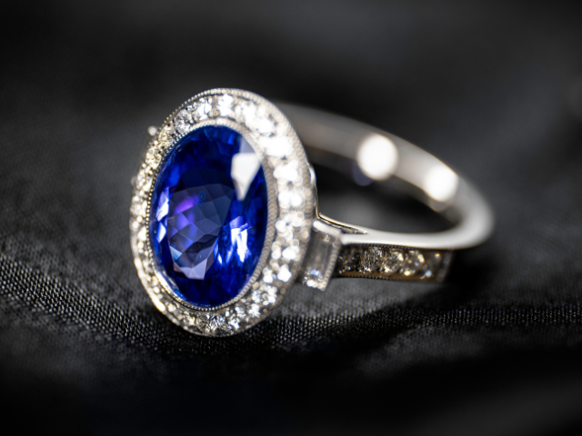 Tanzanite 640x480